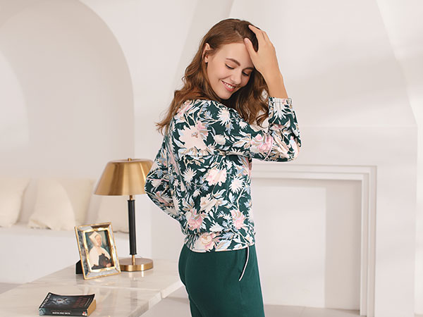 女式印花秋冬上花下素家居服套装