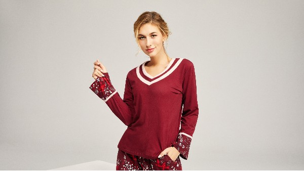 家居服加工厂天捷内衣告诉您：针织面料和梭织面料在家居服加工中的区别