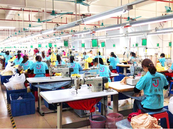 天捷内衣-工厂员工车间